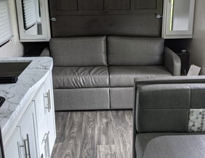 Keystone RV Bullet Crossfire 2200BH