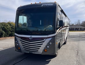 Fleetwood RV Storm 32H