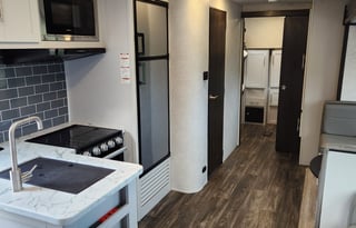 2021 Bullet travel trailer 287QBSBH