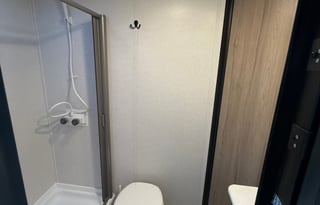 2025 Coleman Light with Bunkhouse