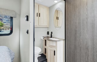 Gently Used Spacious 2023 Forest River Sunseeker