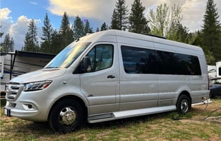 2022 Mercedes RV Sprinter Van