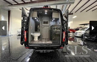 2024 Midwest Automotive Designs Daycruiser D6