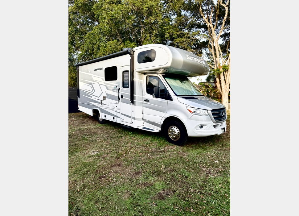 Class C Motor Home rentals in Charlevoix