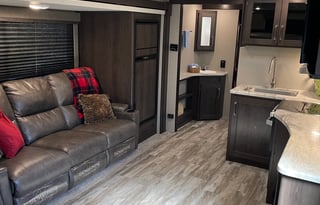 Darrell & Cari's House on wheels II