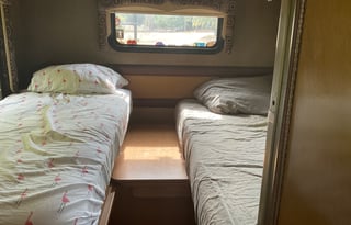 Mercedes Thor Motor Coach Siesta 24ST