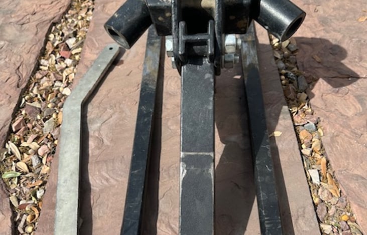 Weight Distribution Hitch - Fits 2 Inch Receiver or Could use Adapter