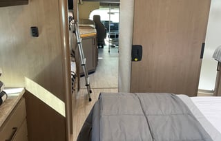 2021 Thor Quantum SL31 Class C