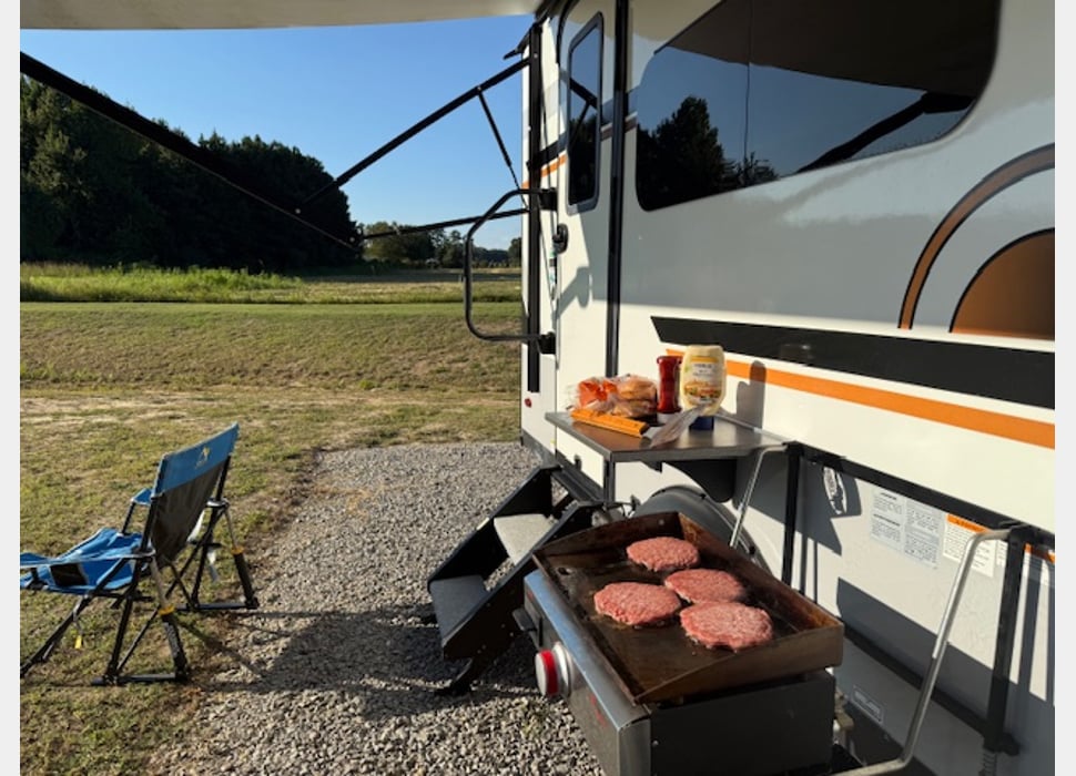 Travel Trailer rentals in Sims
