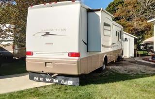 Newmar Kountry Star 3778