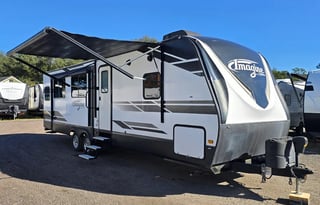 2019  Grand Design Imagine 2970RL
