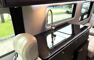 2023 Grech RV Strada-ion Lounge