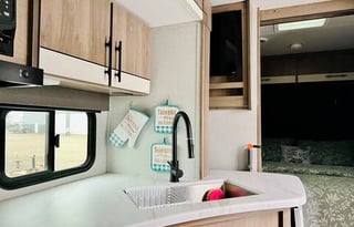 2023 Grand Design Imagine XLS 23BHE