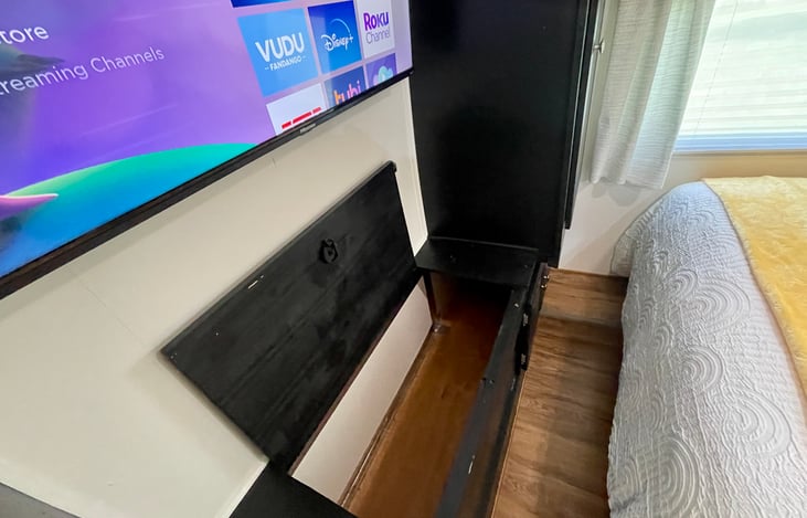 Bedroom storage cabinet