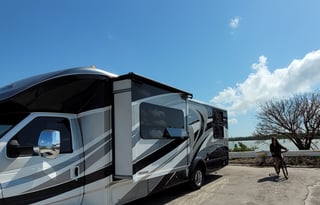 Located in Naples FL. Sleeps 6. Easy to Drive.