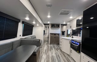 2025 BRAND NEW! Jayco Jay Flight SLX 321BDS