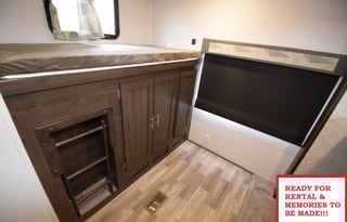 2019 Forest River RV Wildwood 33TS