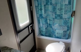 Grammy's Bunkhouse 2018 Keystone 32 Ft Camper