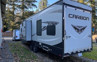 Keystone Carbon Toy Hauler