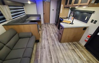 2024 Grey Wolf 29NM VIN (9917) Winter Haven