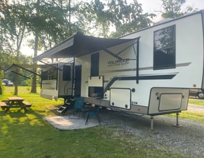 Forest River RV Wildwood Heritage Glen 369BL