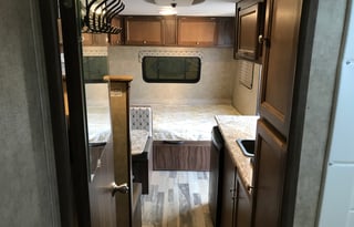 Compact/Ultra-Light/ Coachmen Viking Trailer-max 5