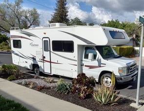 Coachmen RV Freelander 26QB Ford 450
