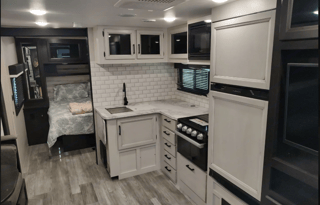Jayco Jay Feather FLLA1989
