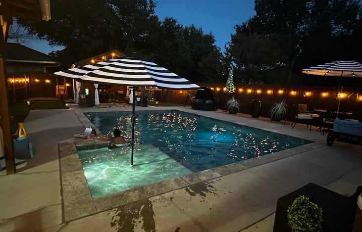 You will also have shared access to the backyard with pool.