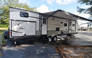 2015 Coachmen RV Catalina 323BHDS