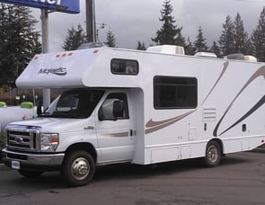 Thor Motor Coach Majestic 23A