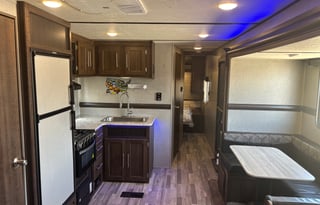 Marylisa's 2020 Zinger 9 sleeper