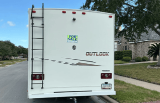 Winnebago Outlook  Class C  CCTX1843