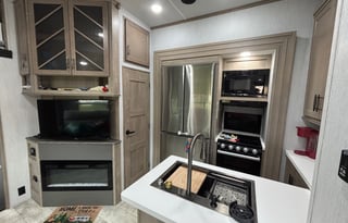 2023 Grand Design Momentum G-Class 350G