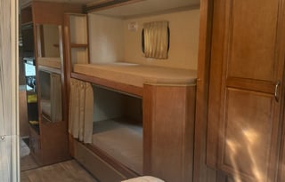 'Winnie' 2018 Winnebago Minnie Winnie ACO1706