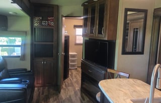 Reflection bunkhouse model