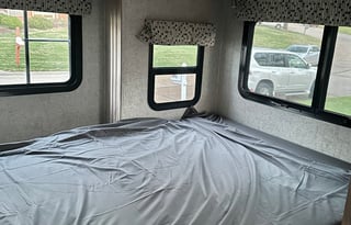 2018 Forest River - 3 full beds - 6 person rental