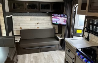 VERY clean - Compact - Easy to tow! Perfect!!!!