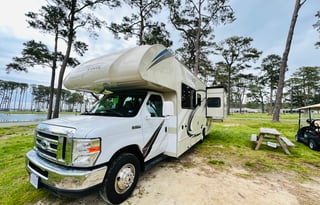 2018 28ft Thor Motor Coach Freedom Elite