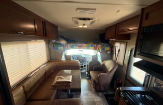 2016 Thor Motor Coach Chateau 24C