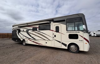 'Harriet' Thor Hurricane 34R