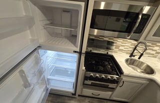 2024 Fleetwood Flair – Ultimate Luxury on Wheels!