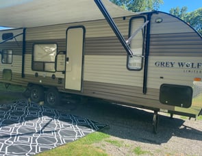Forest River RV Cherokee Grey Wolf 26BH