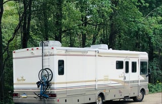 2000 Fleetwood RV Bounder 34T