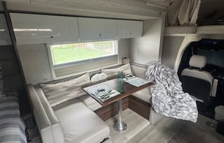 Easy driving 2021 Winnebago View 24D