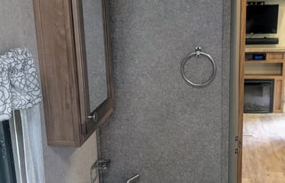 2018 Rockwood fifth wheel bunks