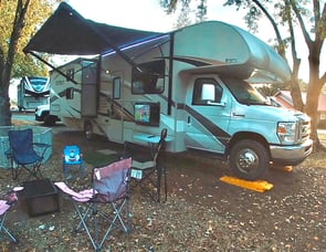 Thor Motor Coach Freedom Elite 30FE