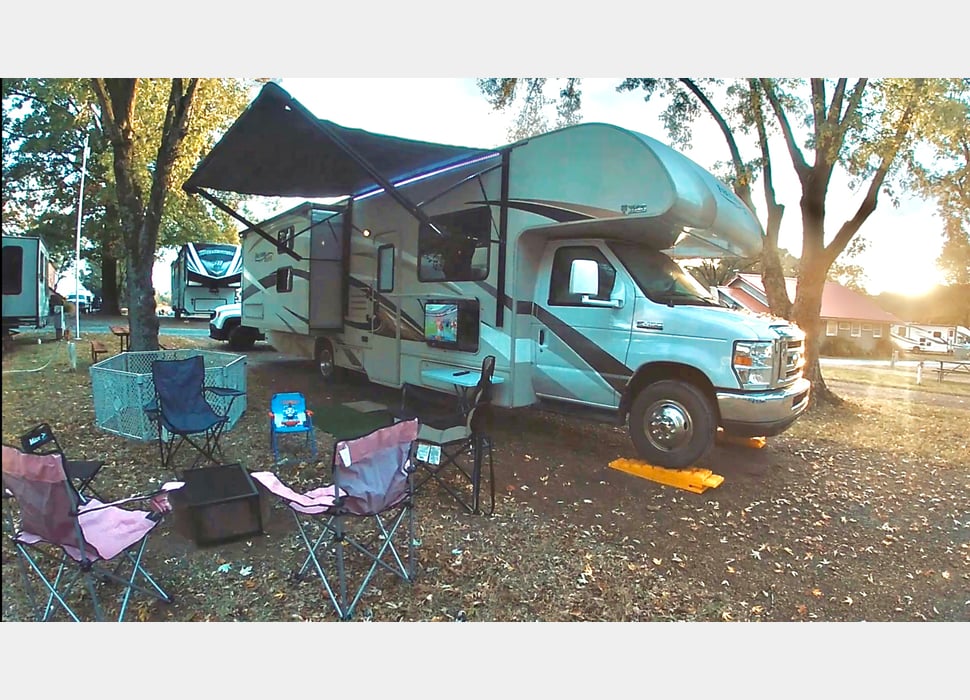 Class C Motor Home rentals in Springfiled