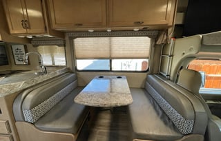 Clean, Cozy, Family-Friendly Camper(Fully Stocked)