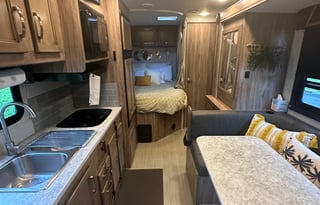 M.J., 2021 Jayco Redhawk SE 22C